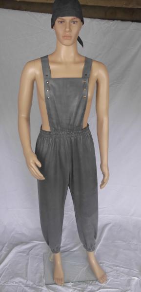 CARLO Bib Pants – Stylish Freedom of Movement with a Perfect Fit